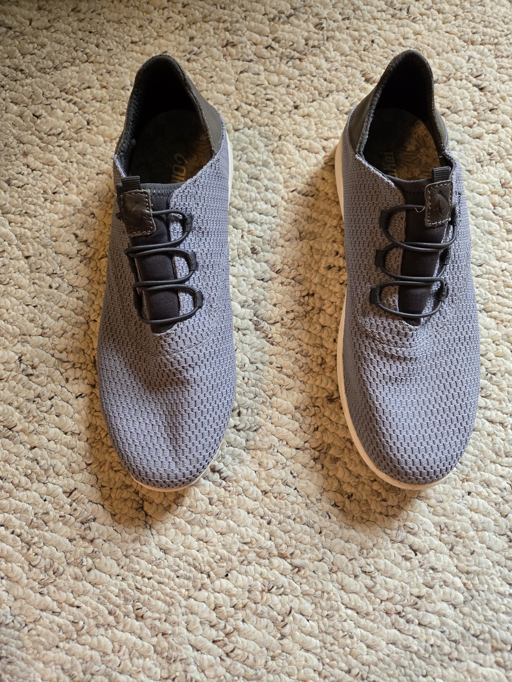 Men's Knit Slip-On Olukai Casual Sneakers in Grey